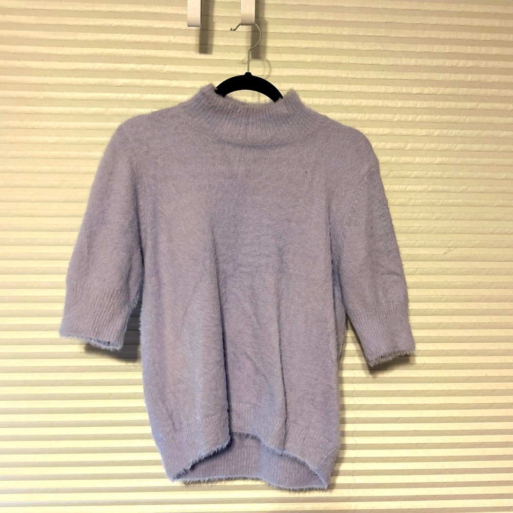 EUc Lavender short Sleeve Sweater Large